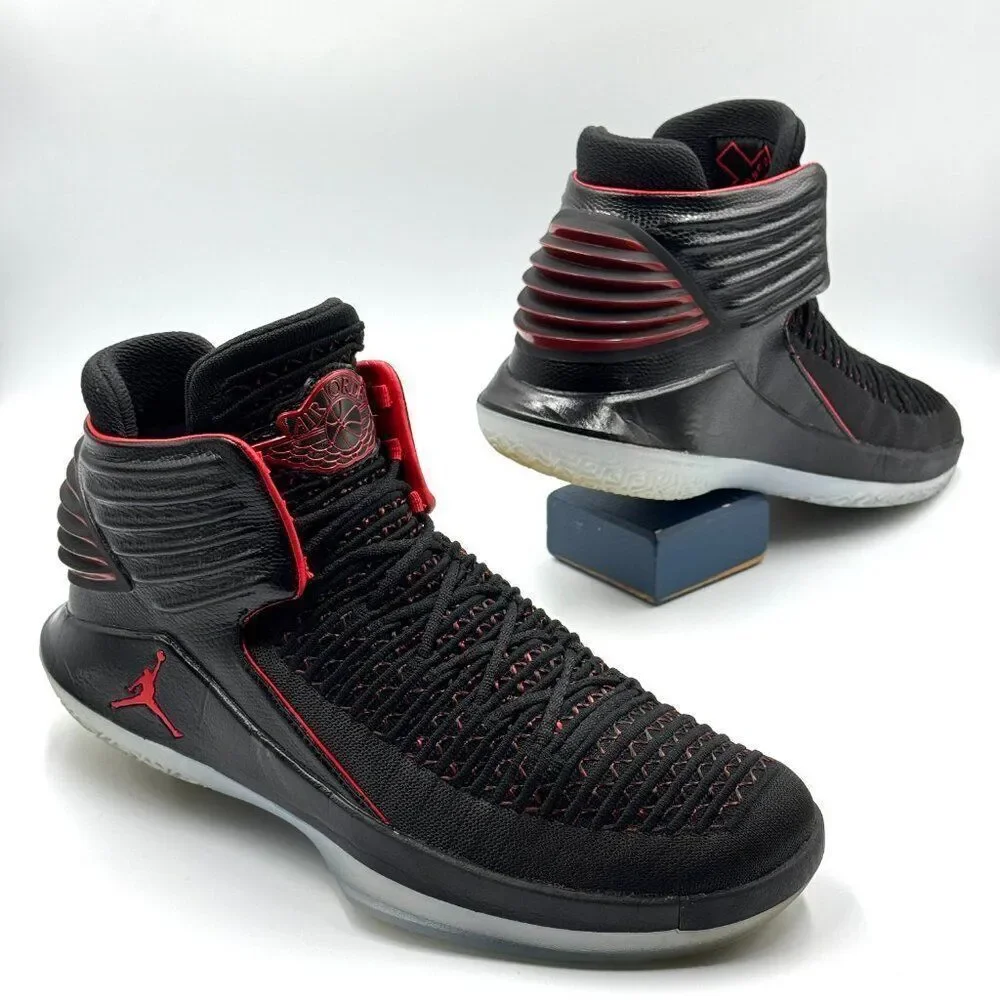 Air Jordan 32 'Banned'